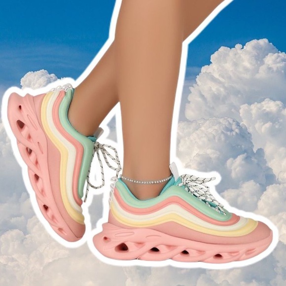 Robbin Orlando Color Block Platform Wedge Sneaker - Picture 4 of 9